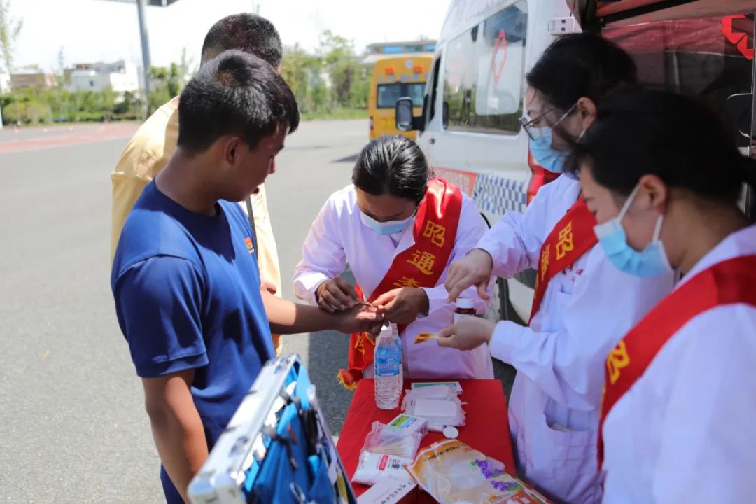 云南交投消防大比武 李景铧医院保驾护航-昭通李景铧中医骨伤医院